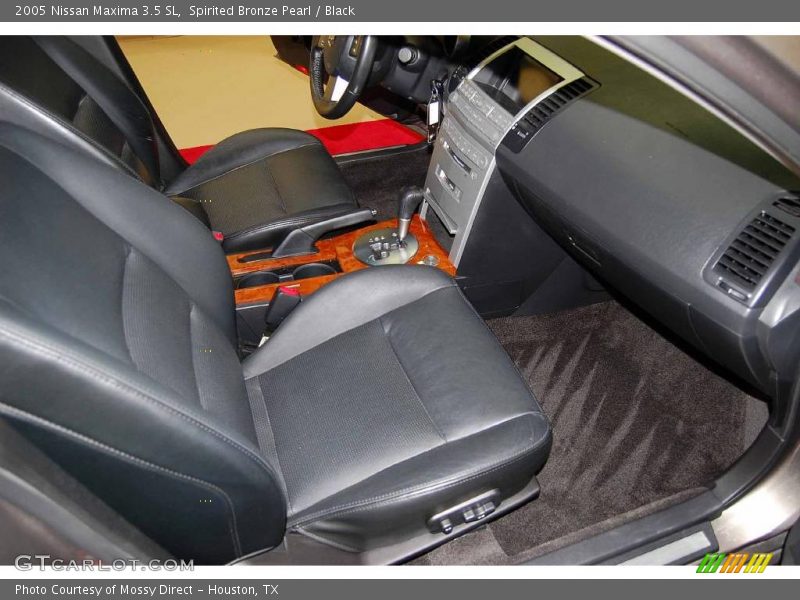 Spirited Bronze Pearl / Black 2005 Nissan Maxima 3.5 SL