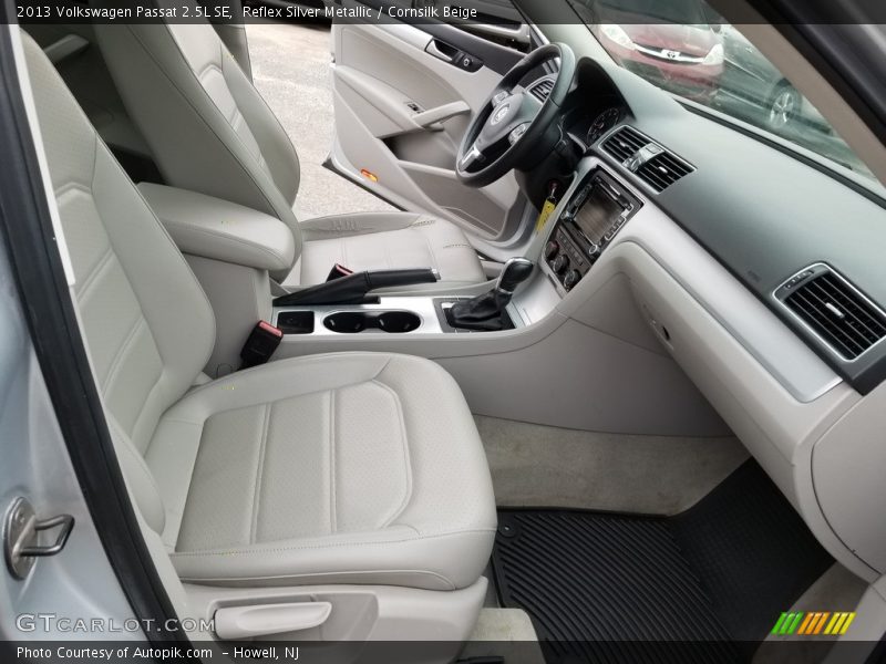 Reflex Silver Metallic / Cornsilk Beige 2013 Volkswagen Passat 2.5L SE