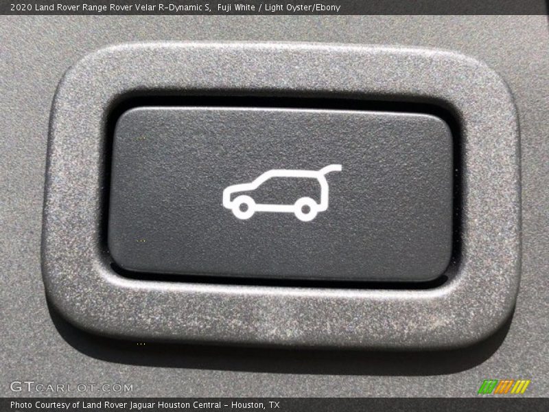 Fuji White / Light Oyster/Ebony 2020 Land Rover Range Rover Velar R-Dynamic S