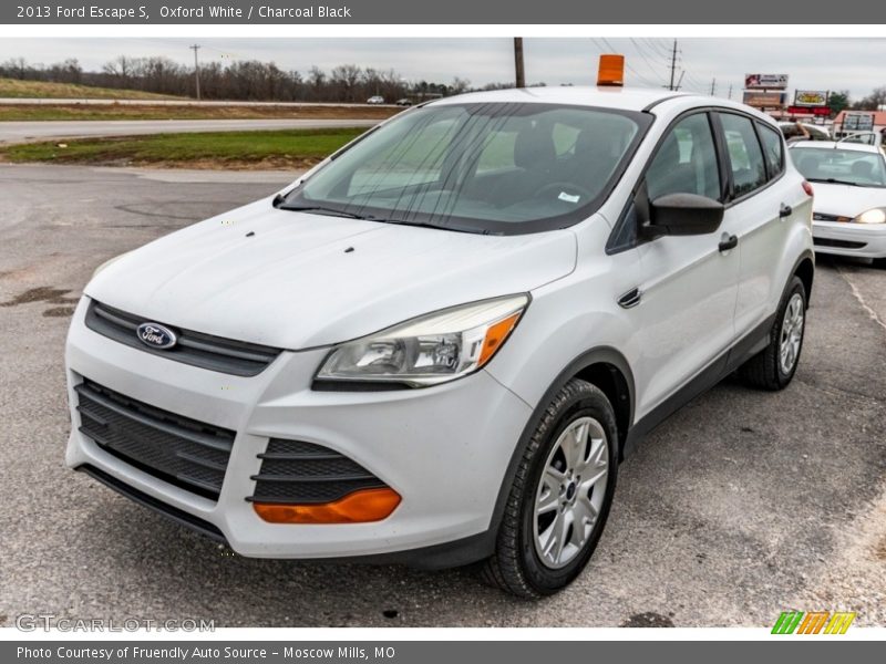 Oxford White / Charcoal Black 2013 Ford Escape S