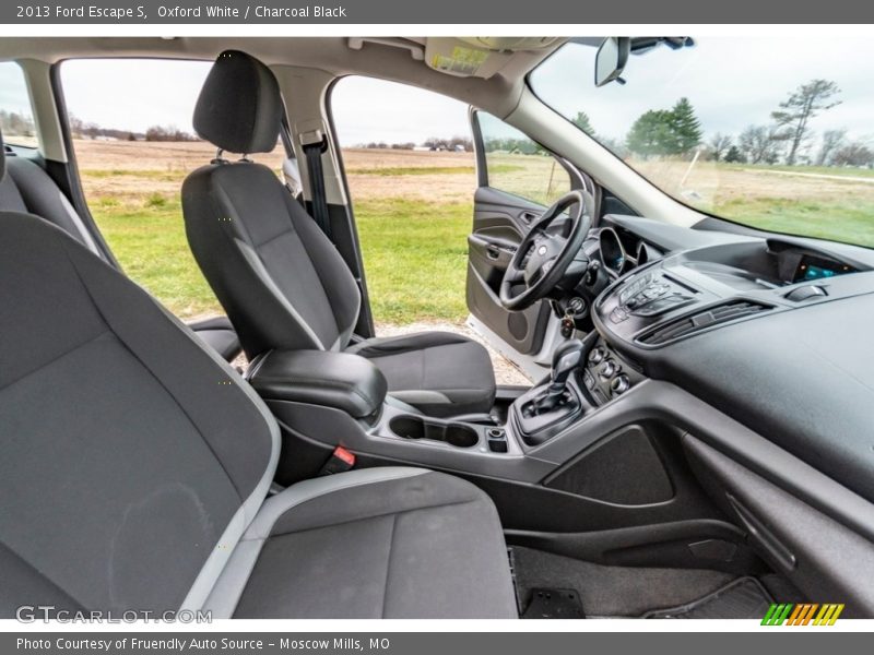 Oxford White / Charcoal Black 2013 Ford Escape S