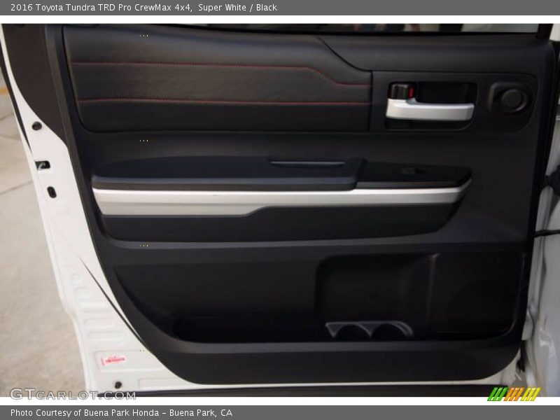Super White / Black 2016 Toyota Tundra TRD Pro CrewMax 4x4