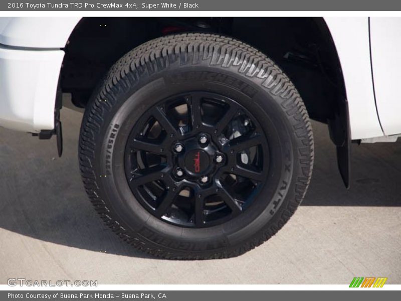 Super White / Black 2016 Toyota Tundra TRD Pro CrewMax 4x4
