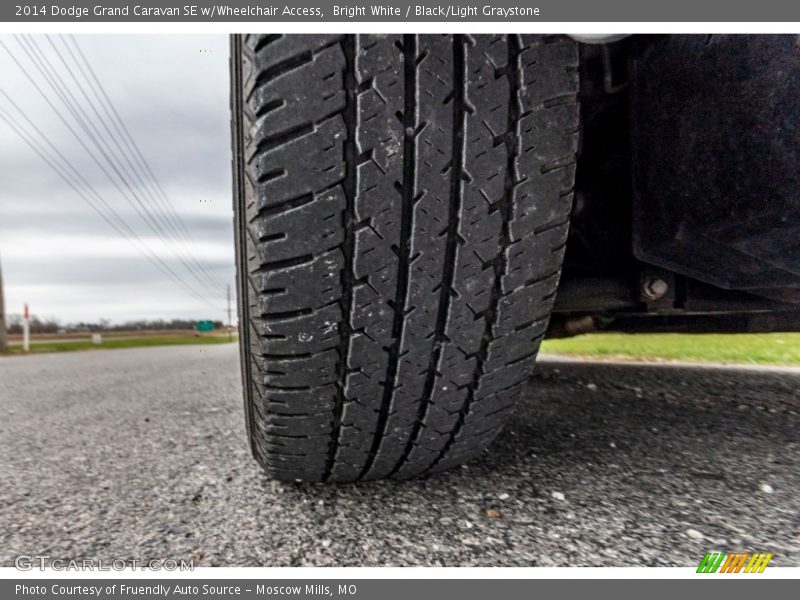 Bright White / Black/Light Graystone 2014 Dodge Grand Caravan SE w/Wheelchair Access