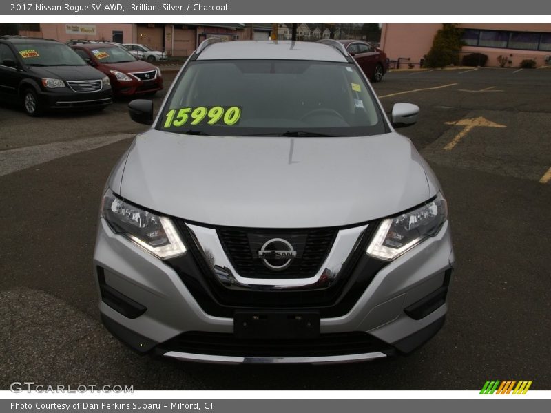 Brilliant Silver / Charcoal 2017 Nissan Rogue SV AWD