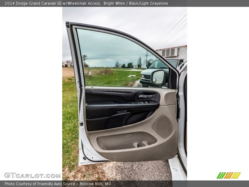 Bright White / Black/Light Graystone 2014 Dodge Grand Caravan SE w/Wheelchair Access