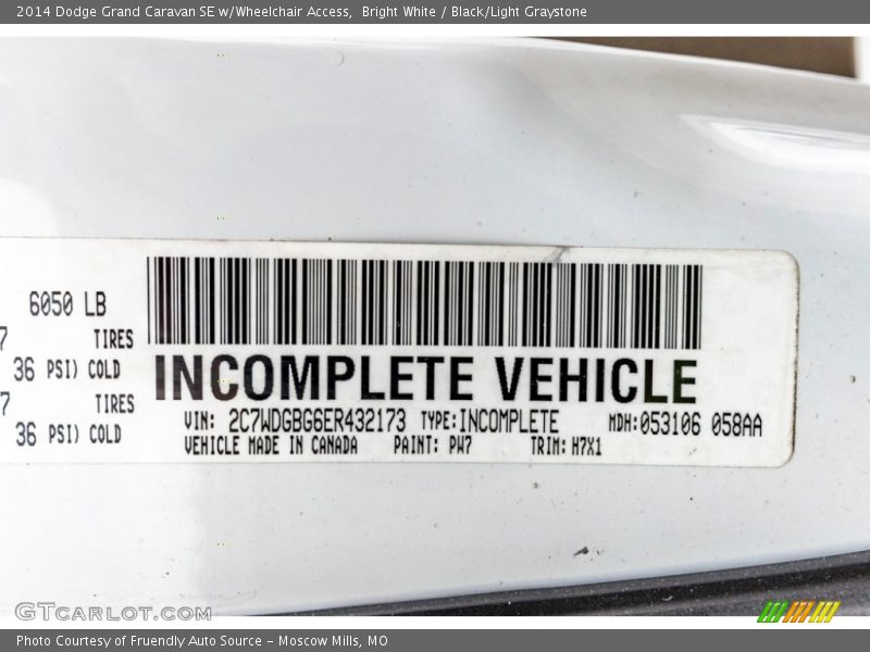 Bright White / Black/Light Graystone 2014 Dodge Grand Caravan SE w/Wheelchair Access