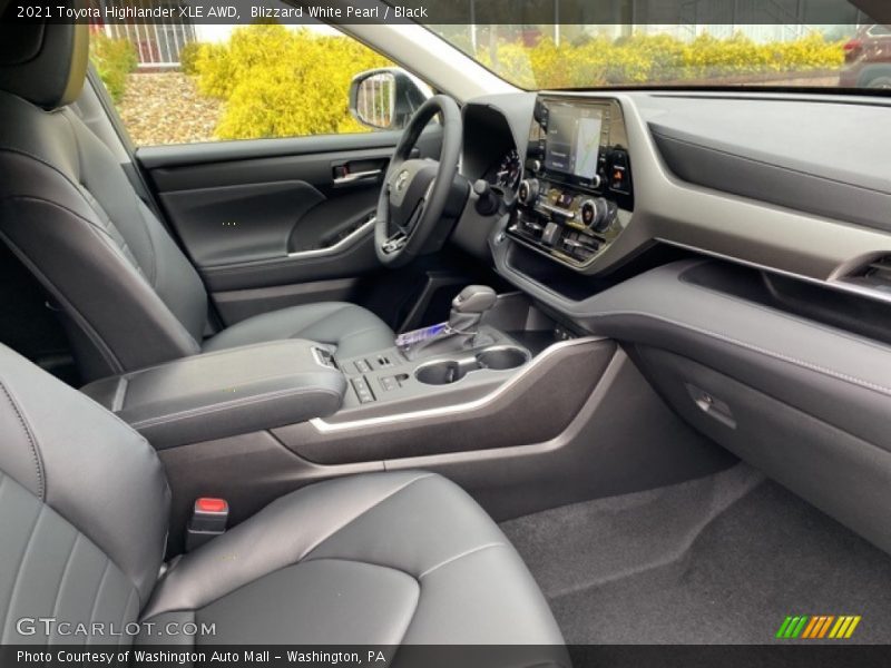 Blizzard White Pearl / Black 2021 Toyota Highlander XLE AWD