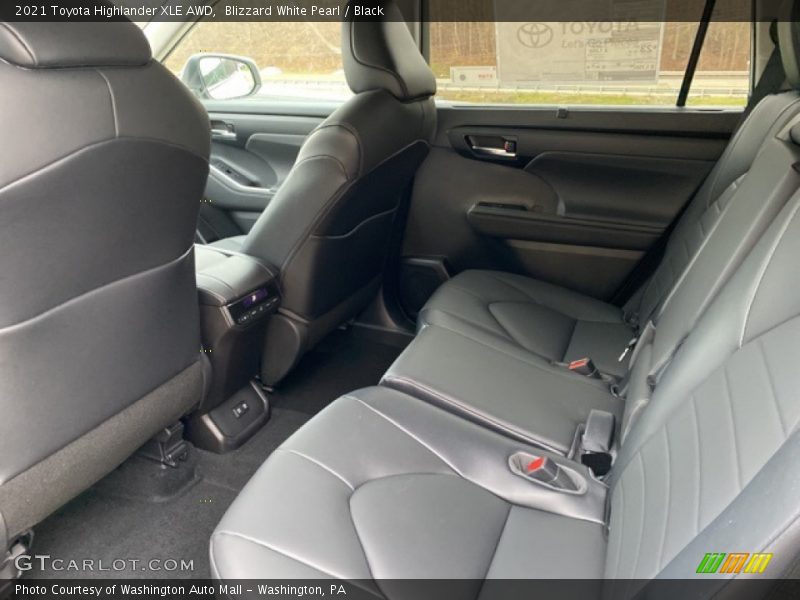 Blizzard White Pearl / Black 2021 Toyota Highlander XLE AWD