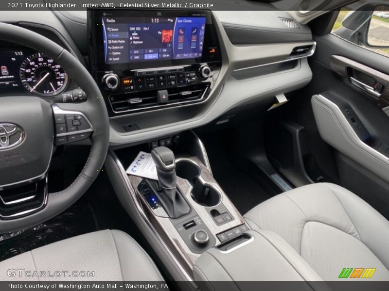 Celestial Silver Metallic / Graphite 2021 Toyota Highlander Limited AWD