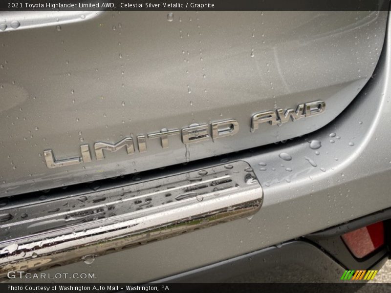 Celestial Silver Metallic / Graphite 2021 Toyota Highlander Limited AWD