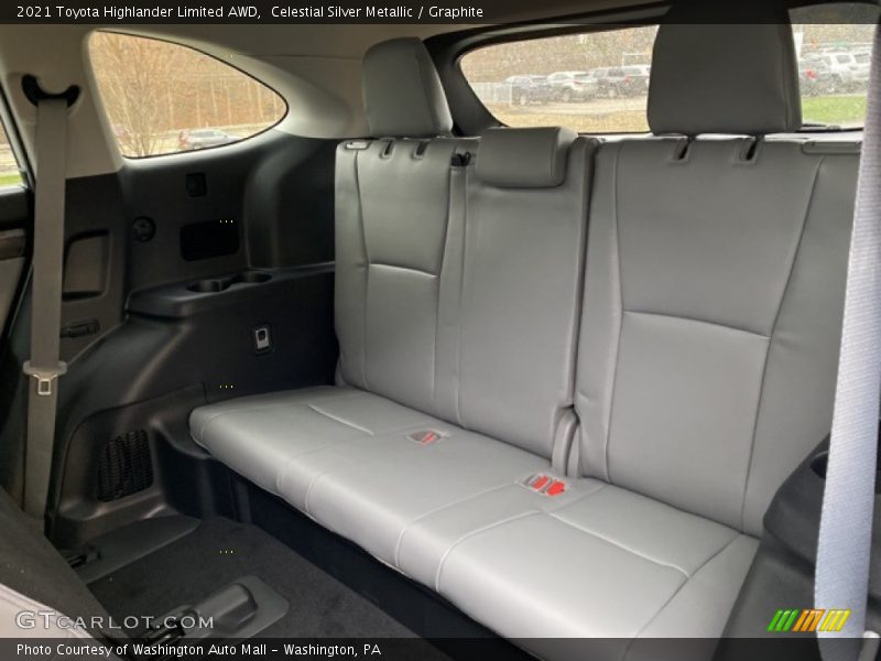 Celestial Silver Metallic / Graphite 2021 Toyota Highlander Limited AWD