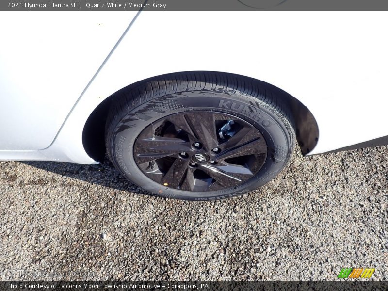 Quartz White / Medium Gray 2021 Hyundai Elantra SEL
