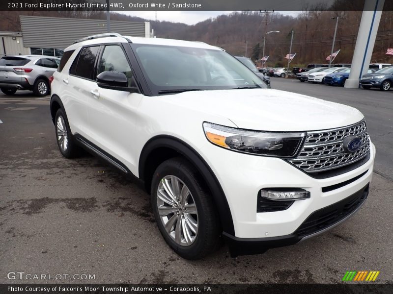 Front 3/4 View of 2021 Explorer Hybrid Limited 4WD