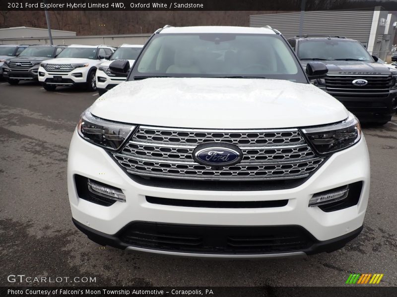 Oxford White / Sandstone 2021 Ford Explorer Hybrid Limited 4WD