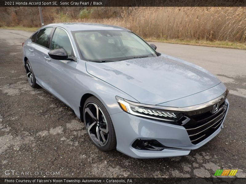 Front 3/4 View of 2021 Accord Sport SE