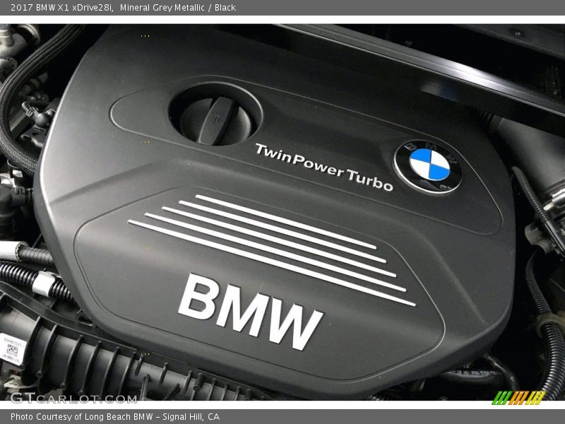 Mineral Grey Metallic / Black 2017 BMW X1 xDrive28i