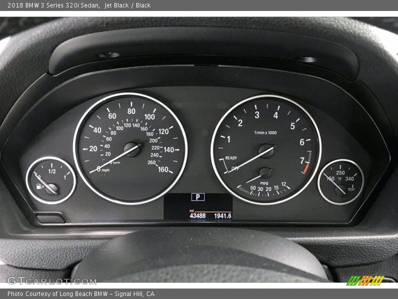 Jet Black / Black 2018 BMW 3 Series 320i Sedan