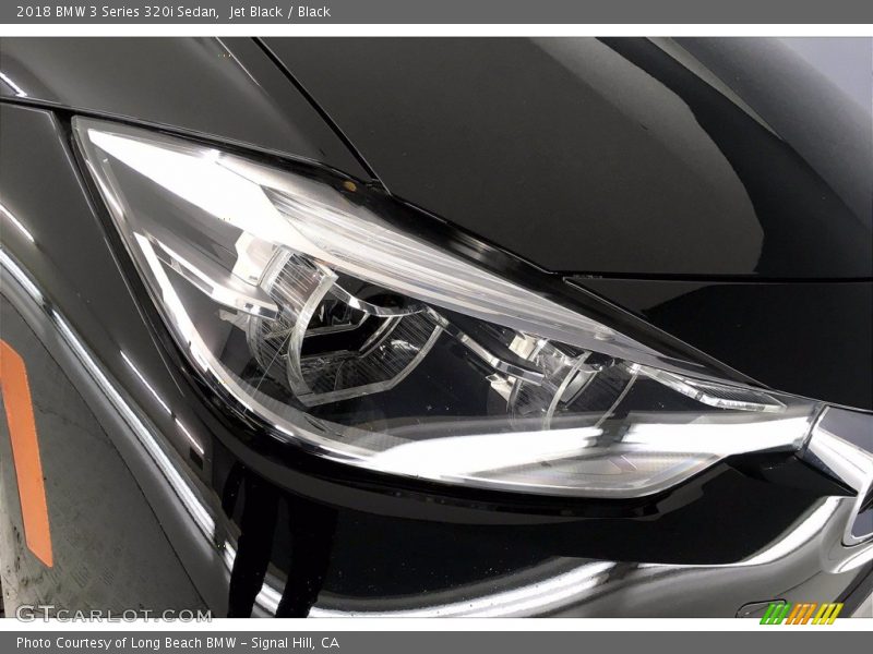 Jet Black / Black 2018 BMW 3 Series 320i Sedan