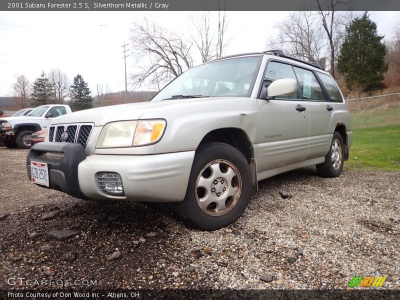 Silverthorn Metallic / Gray 2001 Subaru Forester 2.5 S