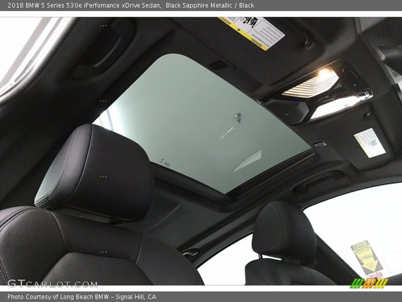 Black Sapphire Metallic / Black 2018 BMW 5 Series 530e iPerfomance xDrive Sedan