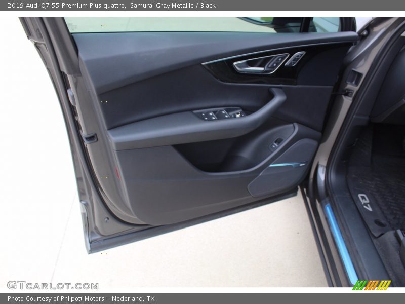 Samurai Gray Metallic / Black 2019 Audi Q7 55 Premium Plus quattro