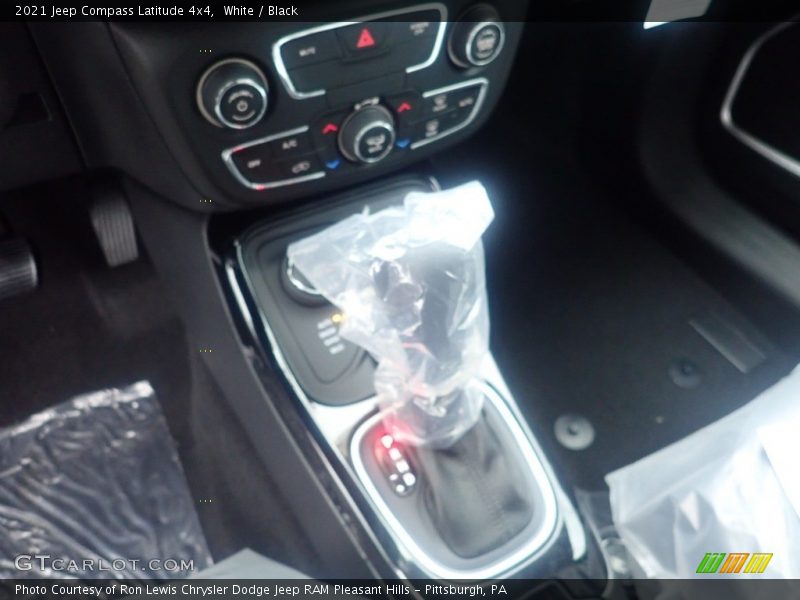White / Black 2021 Jeep Compass Latitude 4x4
