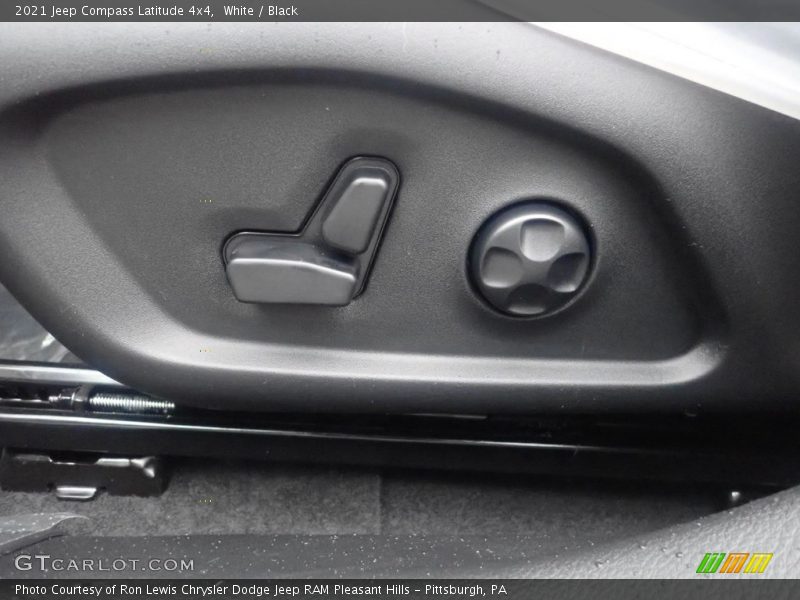 White / Black 2021 Jeep Compass Latitude 4x4