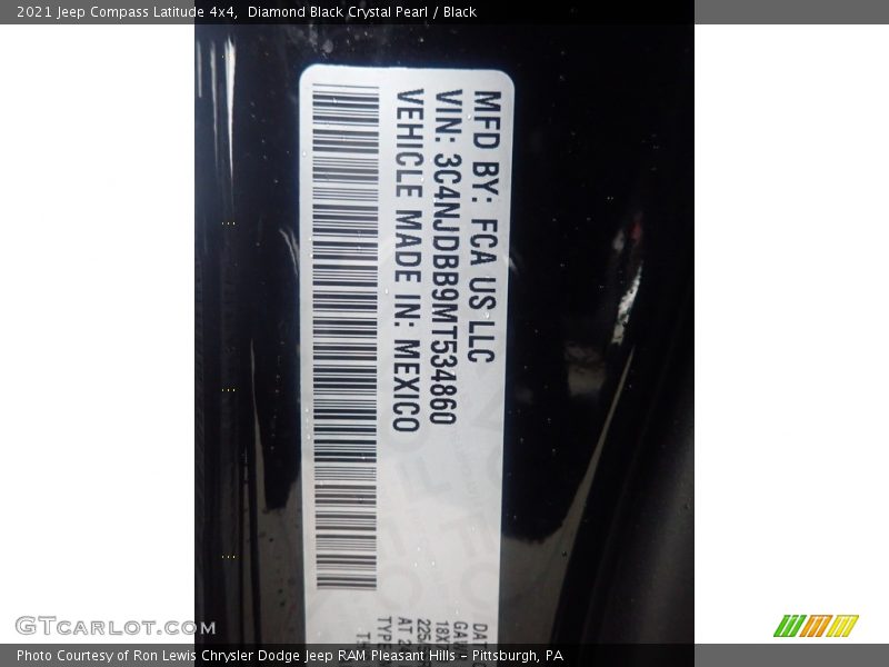 Diamond Black Crystal Pearl / Black 2021 Jeep Compass Latitude 4x4