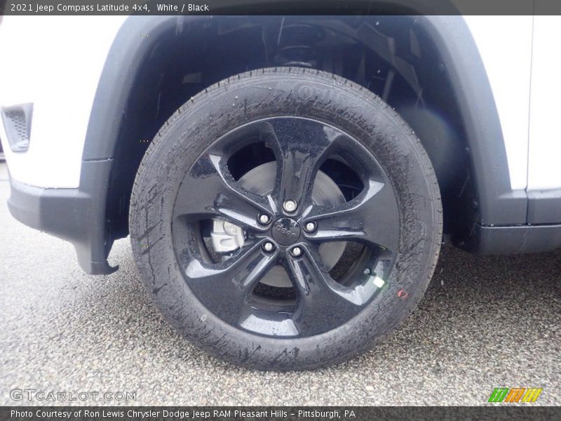 White / Black 2021 Jeep Compass Latitude 4x4