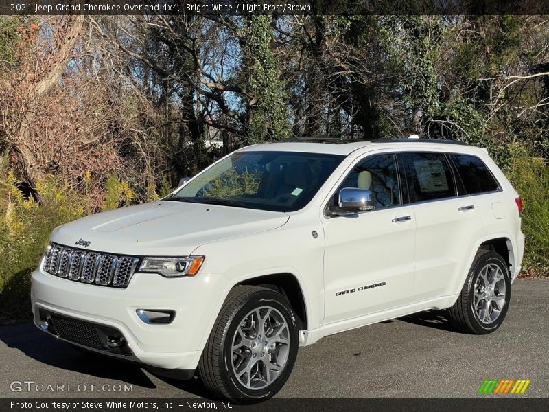 Bright White / Light Frost/Brown 2021 Jeep Grand Cherokee Overland 4x4
