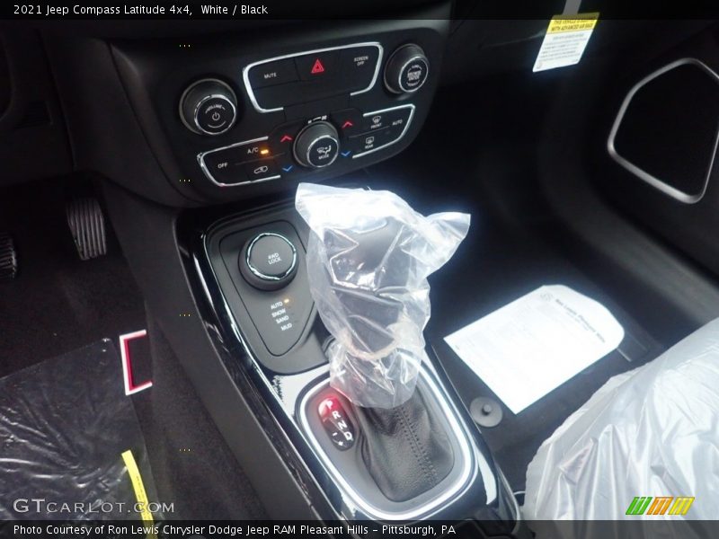 White / Black 2021 Jeep Compass Latitude 4x4
