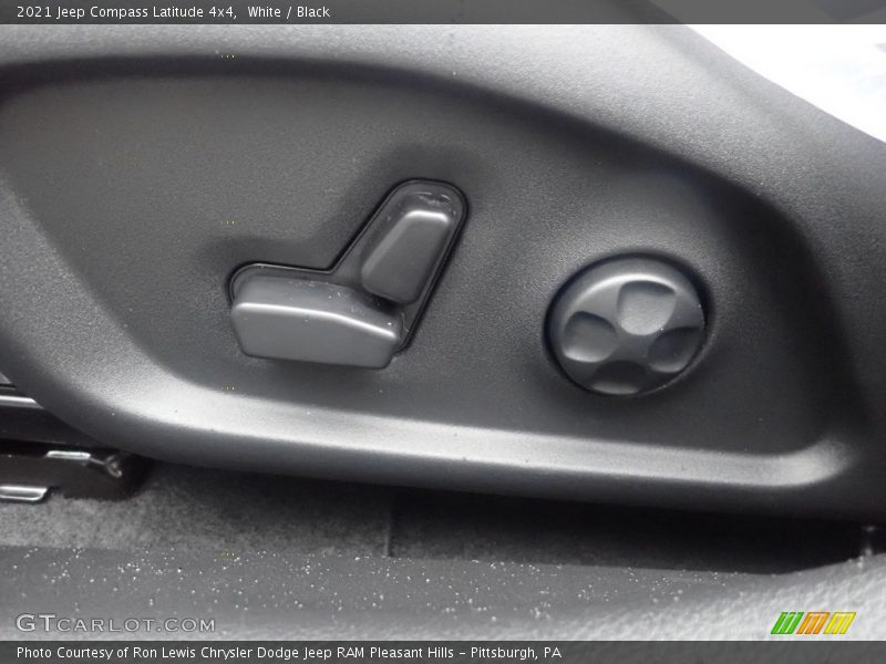 White / Black 2021 Jeep Compass Latitude 4x4