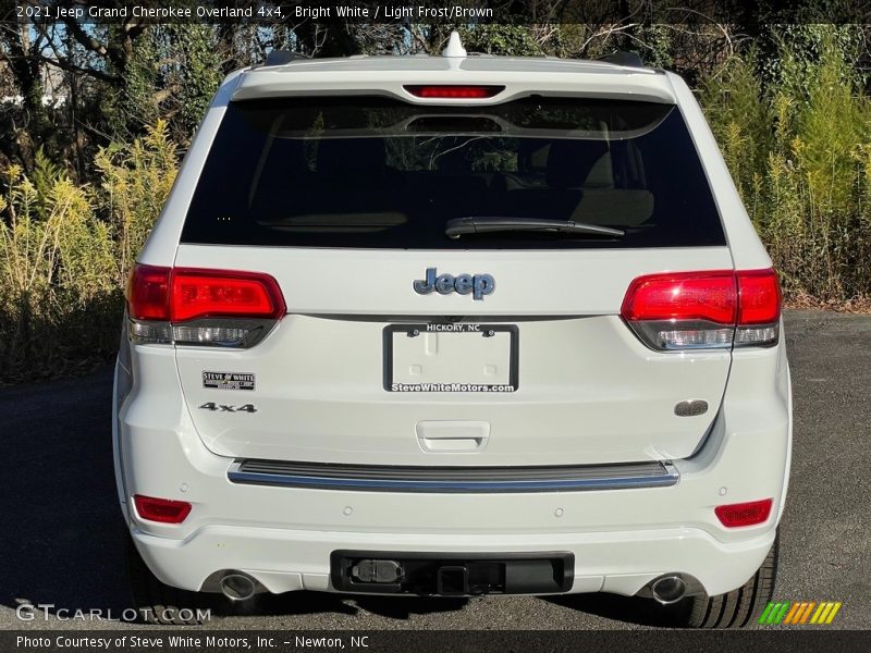 Bright White / Light Frost/Brown 2021 Jeep Grand Cherokee Overland 4x4