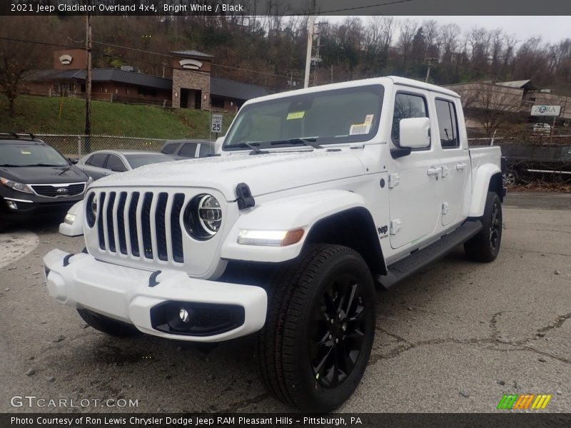 Bright White / Black 2021 Jeep Gladiator Overland 4x4