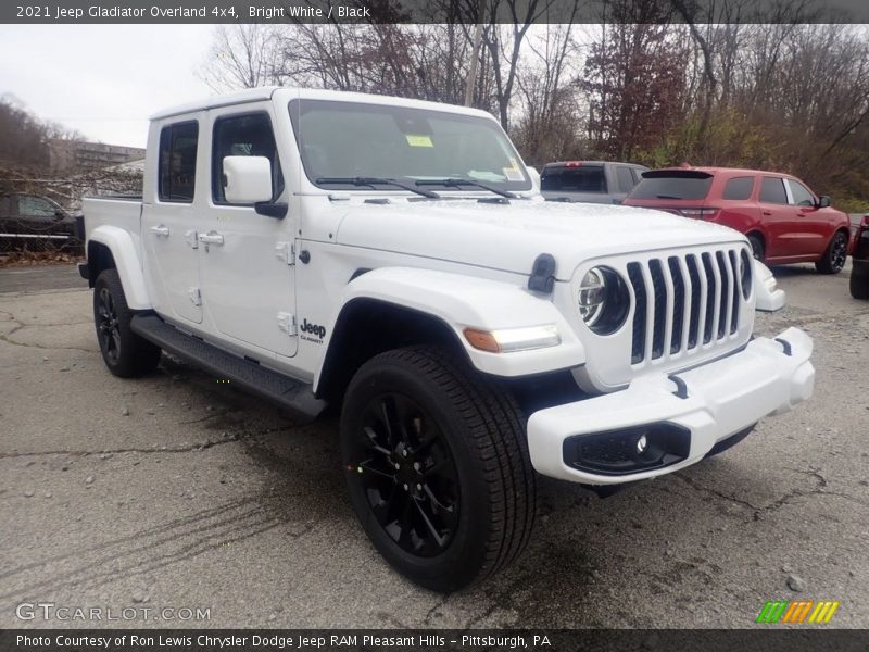 Bright White / Black 2021 Jeep Gladiator Overland 4x4