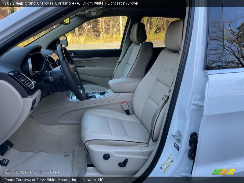 Bright White / Light Frost/Brown 2021 Jeep Grand Cherokee Overland 4x4