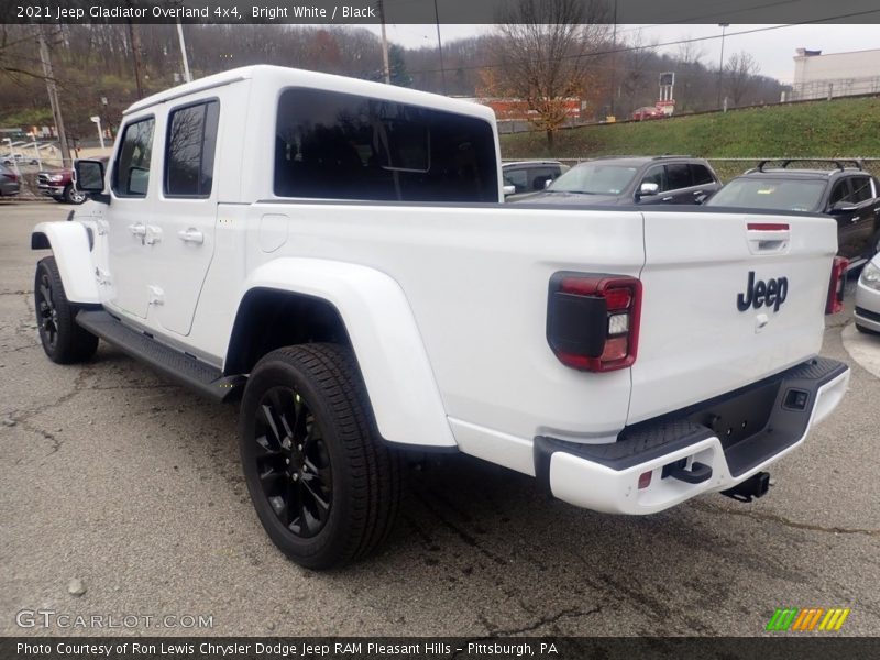 Bright White / Black 2021 Jeep Gladiator Overland 4x4