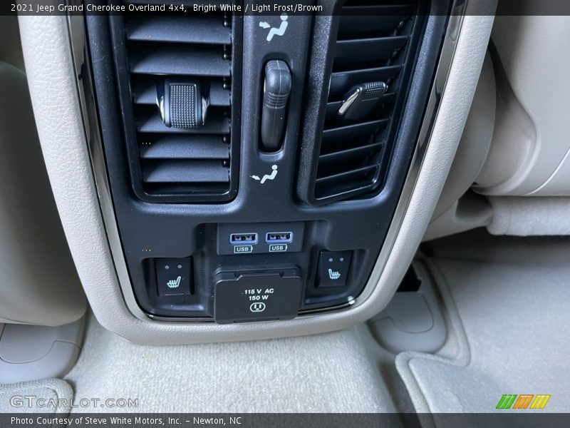 Bright White / Light Frost/Brown 2021 Jeep Grand Cherokee Overland 4x4