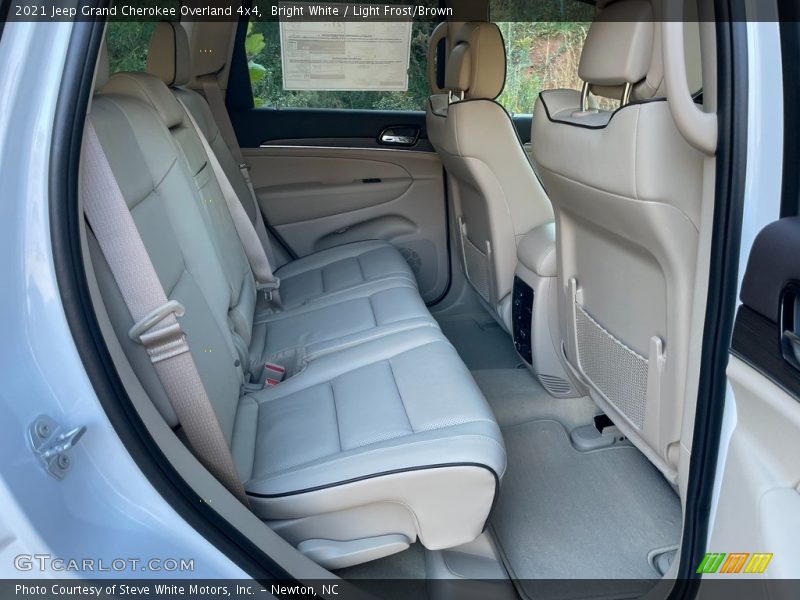 Bright White / Light Frost/Brown 2021 Jeep Grand Cherokee Overland 4x4