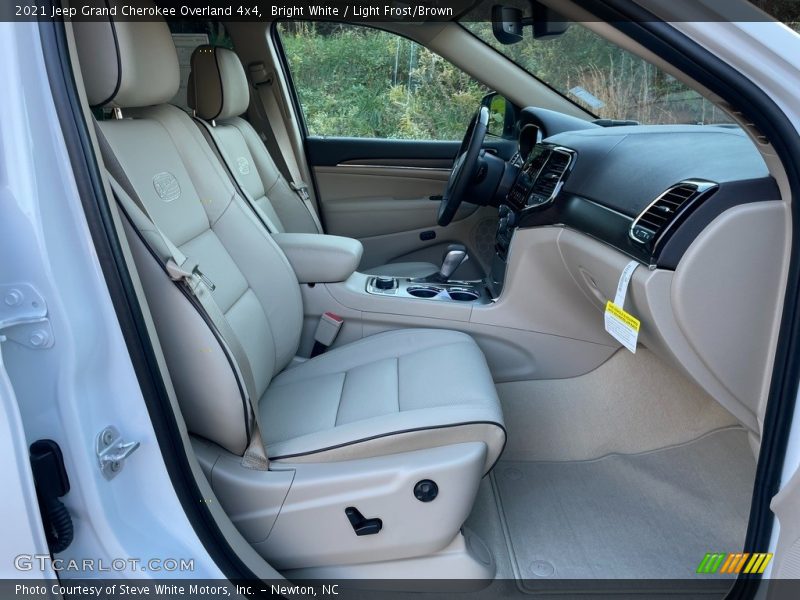 Bright White / Light Frost/Brown 2021 Jeep Grand Cherokee Overland 4x4