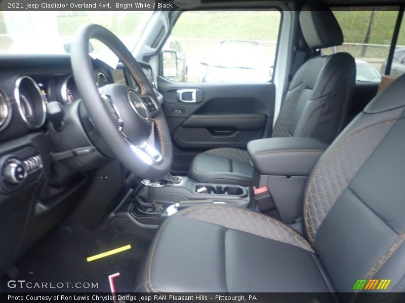 Bright White / Black 2021 Jeep Gladiator Overland 4x4