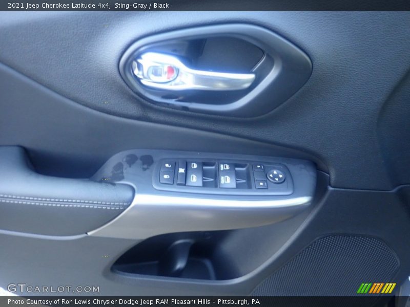 Sting-Gray / Black 2021 Jeep Cherokee Latitude 4x4