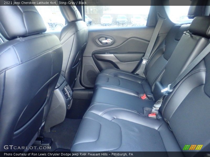 Sting-Gray / Black 2021 Jeep Cherokee Latitude 4x4