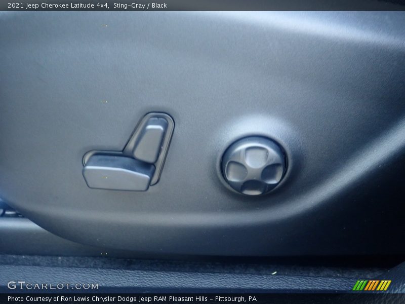 Sting-Gray / Black 2021 Jeep Cherokee Latitude 4x4