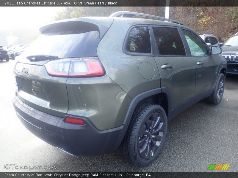 Olive Green Pearl / Black 2021 Jeep Cherokee Latitude Lux 4x4