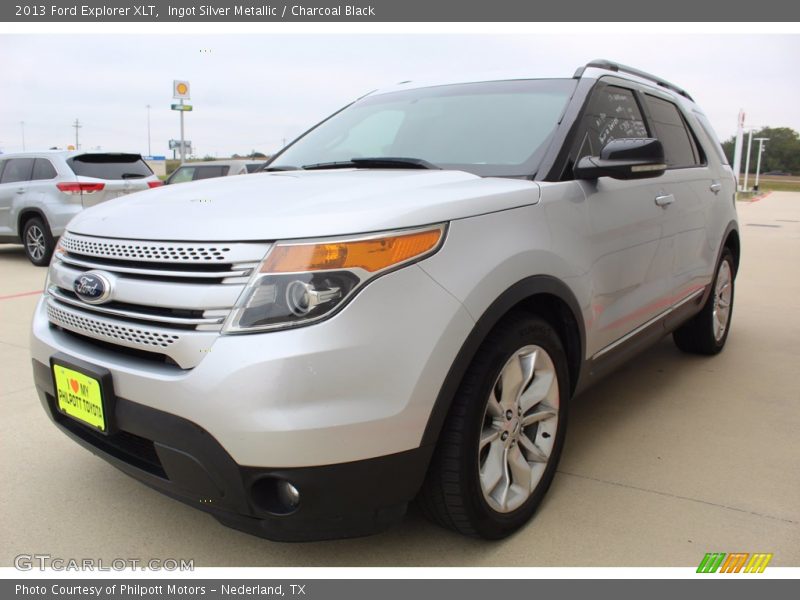 Ingot Silver Metallic / Charcoal Black 2013 Ford Explorer XLT