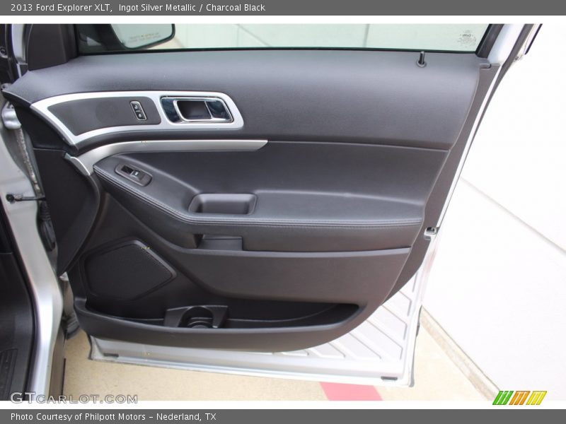 Ingot Silver Metallic / Charcoal Black 2013 Ford Explorer XLT