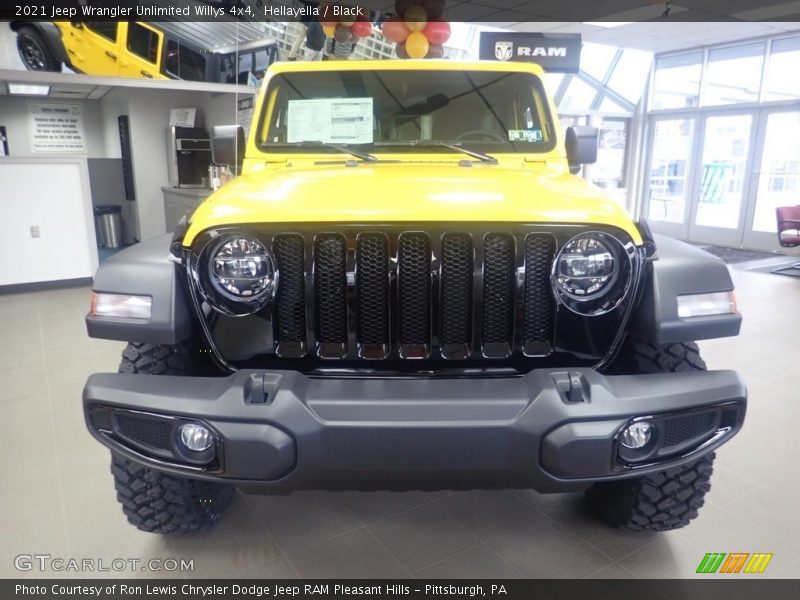Hellayella / Black 2021 Jeep Wrangler Unlimited Willys 4x4