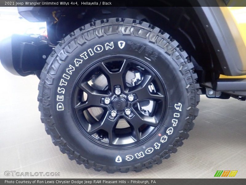 Hellayella / Black 2021 Jeep Wrangler Unlimited Willys 4x4